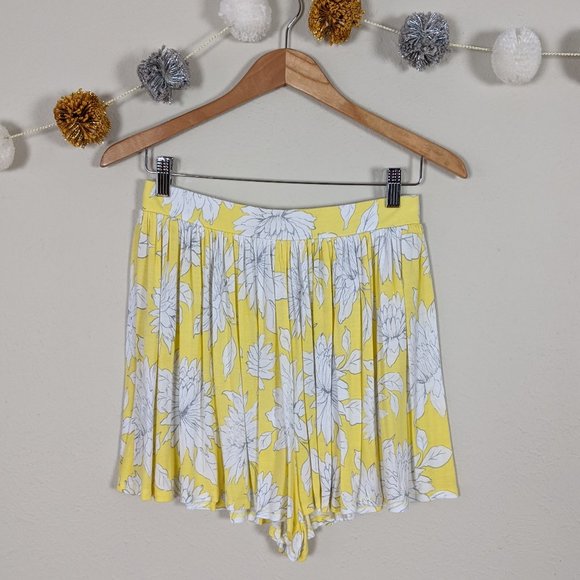 BP Culotte Shorts that Look Like a Skirt! Size M - Picture 1 of 5